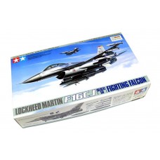 Tamiya F-16CJ Fighting Falcon 1/48  
